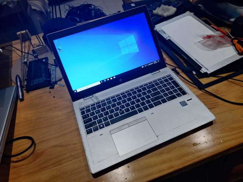 Unbeatable Deal! HP laptop intel Core i5, 8th Gen Windows 10 Pro, office 2021 and More