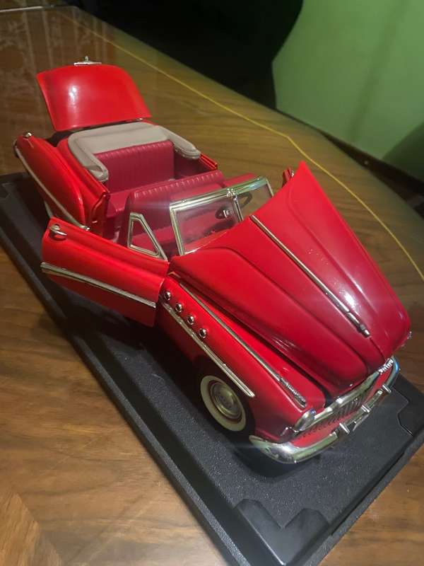 1/18th scale 1949 Buick Roadmaster
