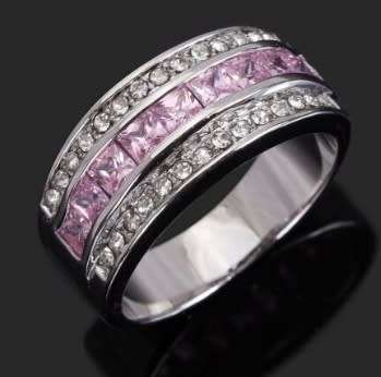 FABULOUS BRAND NEW 10 KT WHITE GOLD RING WITH PINK & WHITE TOPAZ.