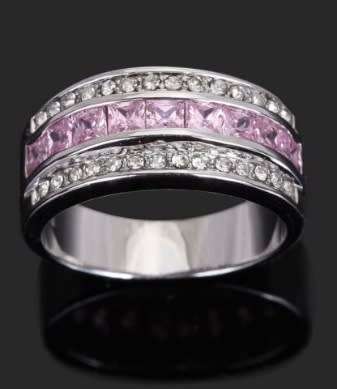 FABULOUS BRAND NEW 10 KT WHITE GOLD RING WITH PINK & WHITE TOPAZ.
