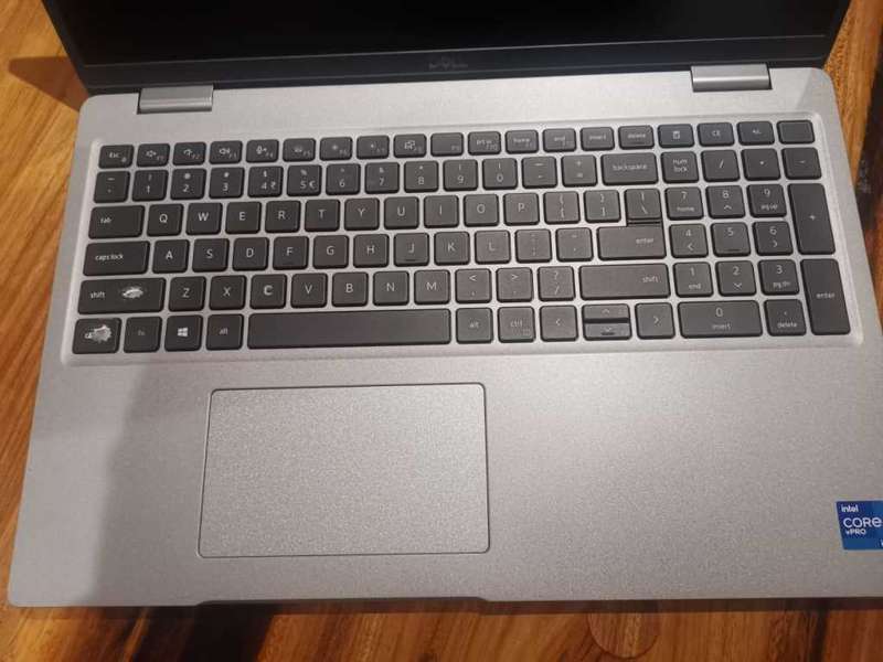 Dell Latitude 5520 Intel i7, 11th Gen Laptop with 32GB + Win 11 (Refurb)