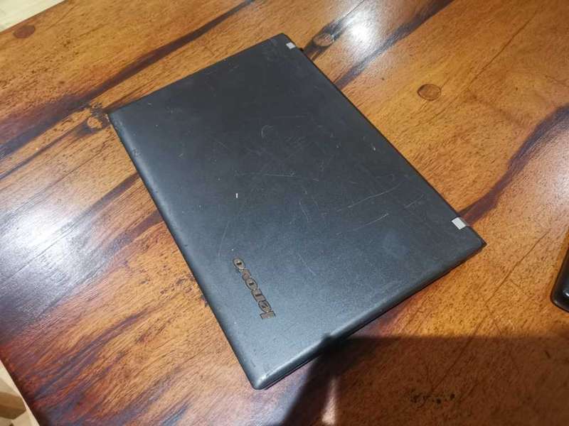 Lenovo E50-80 laptop i5-5200u 8 GB DDR3 1600 250 GB SSD