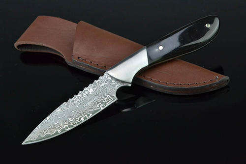 Hand Made, Damascus Blade. Gentry
