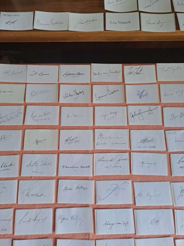 Signatures of 153 Springbok rugby players from the amateur era: 1937-1989 See details below