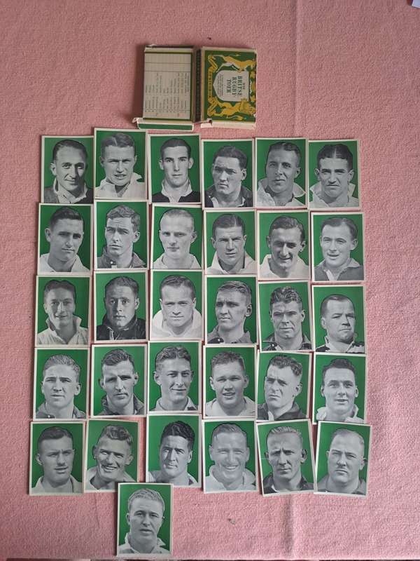 Cigarette cards 1938 - Issued by Springbok Cigarettes-Complete set of 62 cards. Scarce with boxes