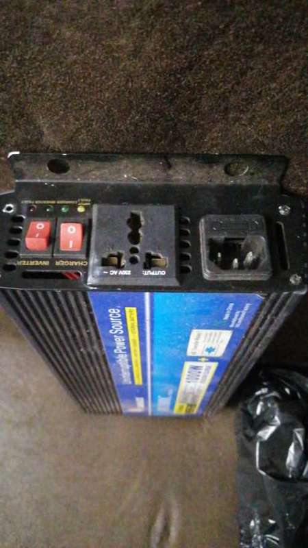 SAMLEK 1000 W Inverter With Built in  Auto Charger