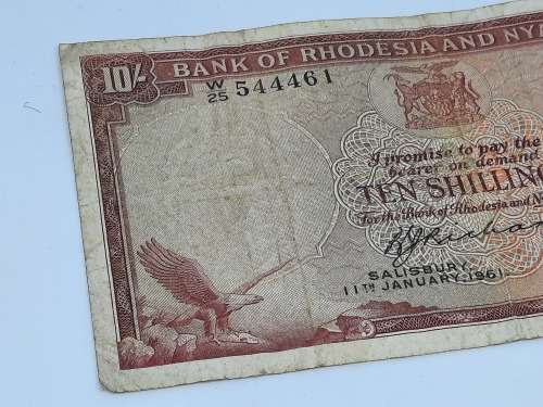 BANK OF RHODESIA AND NYASALAND 10 SHILLING  11 JANUARY 1961 BANK NOTE