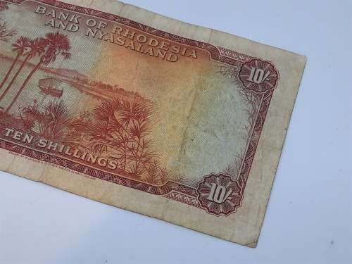 BANK OF RHODESIA AND NYASALAND 10 SHILLING 18TH JULY 1958 BANK NOTE