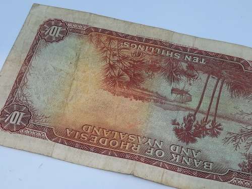 BANK OF RHODESIA AND NYASALAND 10 SHILLING 18TH JULY 1958 BANK NOTE