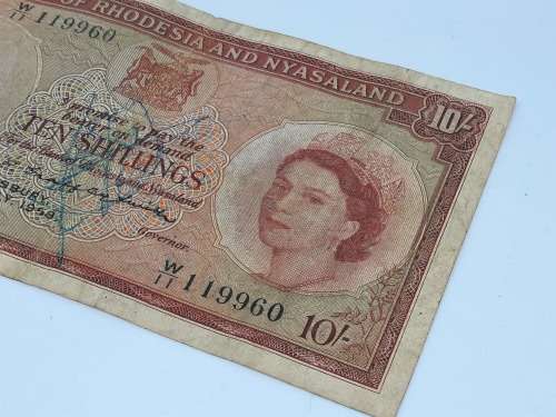 BANK OF RHODESIA AND NYASALAND 10 SHILLING 18TH JULY 1958 BANK NOTE
