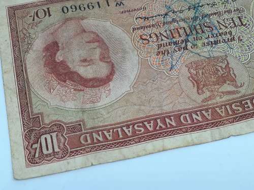 BANK OF RHODESIA AND NYASALAND 10 SHILLING 18TH JULY 1958 BANK NOTE