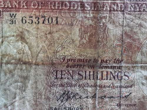 BANK OF RHODESIA AND NYASALAND 10 SHILLING 25TH JANUARY 1961 BANK NOTE