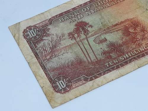 BANK OF RHODESIA AND NYASALAND 25TH JANUARY 1961 TEN SHILLING BANK NOTE