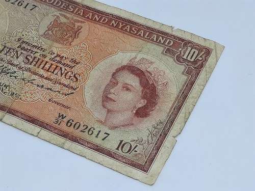 BANK RHODESIA NYASALAND 25TH JANUARY 1961 TEN SHILLING BANK NOTE