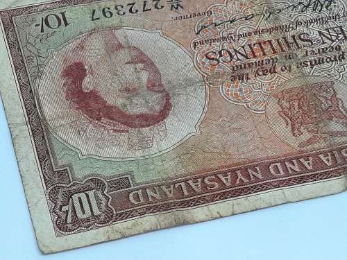BANK OF RHODESIA  AND NYASALAND 11TH JANUARY 1961 BANK NOTE