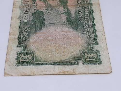 BANK OF RHODESIA AND NYASALAND 1 POUND 9TH JANUARY 1961 BANKNOTE