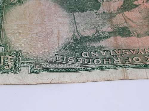 BANK OF RHODESIA AND NYASALAND 1 POUND 9TH JANUARY 1961 BANKNOTE
