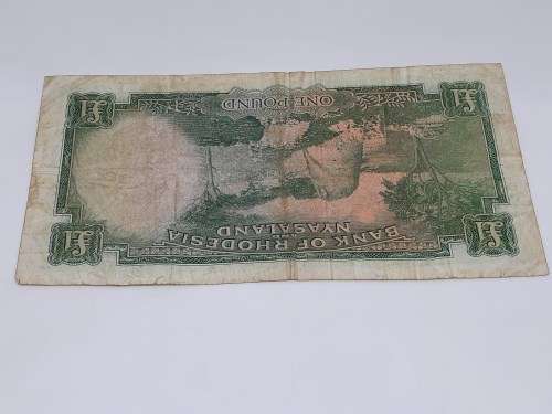 BANK OF RHODESIA AND NYASALAND 1 POUND 9TH JANUARY 1961 BANKNOTE