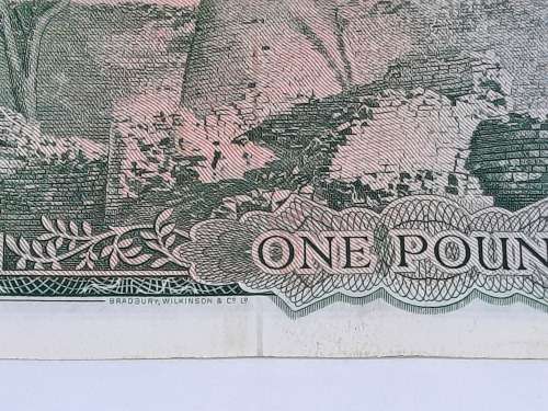 BANK OF RHODESIA AND NYASALAND ONE POUND 30TH OF NOVEMEBER 1960 BANK NOTE
