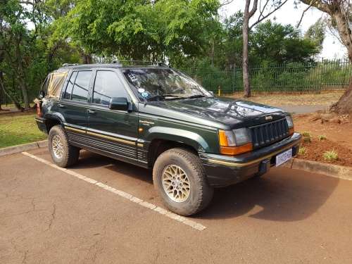 JEEP GRAND CHEROKEE AUTO 1996 MODEL