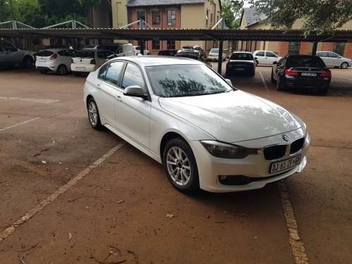 2012 BMW 320I F30 EXCLUSIVE WITH SUROOF