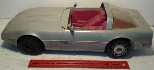 Barbie 1983 Grey Corvette