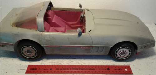 Barbie 1983 Grey Corvette