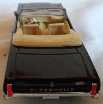 New Ray 1966 Oldsmobile 442 - China Made - Scale 1/43 ~ Loose