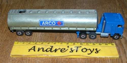 Hot-wheels ~ Kenworth Truck and trailer "Arco" ~ Loose