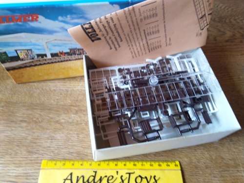 Model train ~ Vollmer N Gauge Passenger Platforms, three sections 7525 ~ with original box
