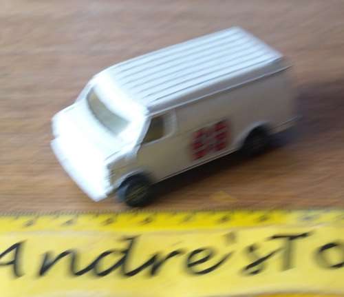 Corgi  ~  US Van ~  loose