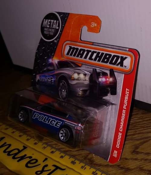 2015 Matchbox ~ No86/125 Dodge Cgarger Pursuit ~ Mint on Short card