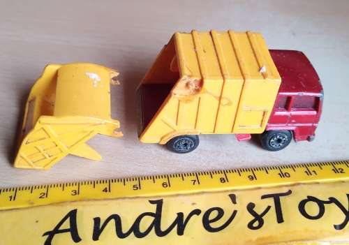 Matchbox  ~ No36 Refuse truck ~ Loose ~ 1979