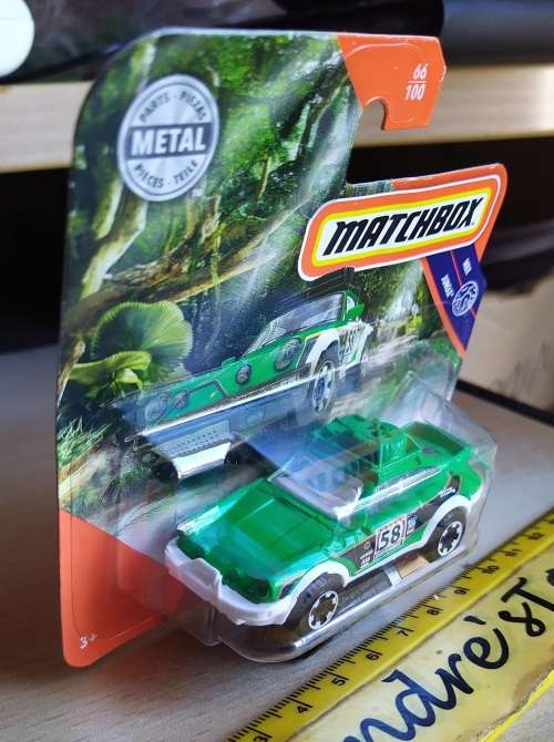 2019 Matchbox ~ 66/100  `85 Porsche 911 Rally ~ Mint on Short card
