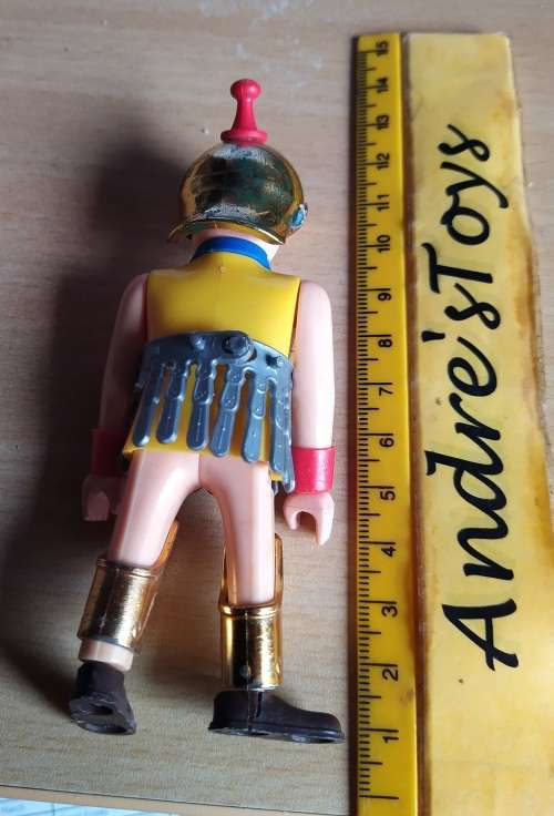 (6) AIRGAM BOYS Roman Centurion Soldier Figures - 80`s ~ Vintage Rare
