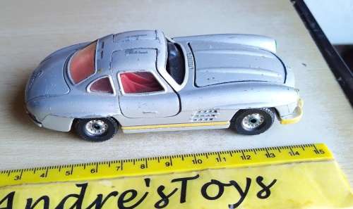 Corgi Toys ~ Mercedes Benz 300SL
