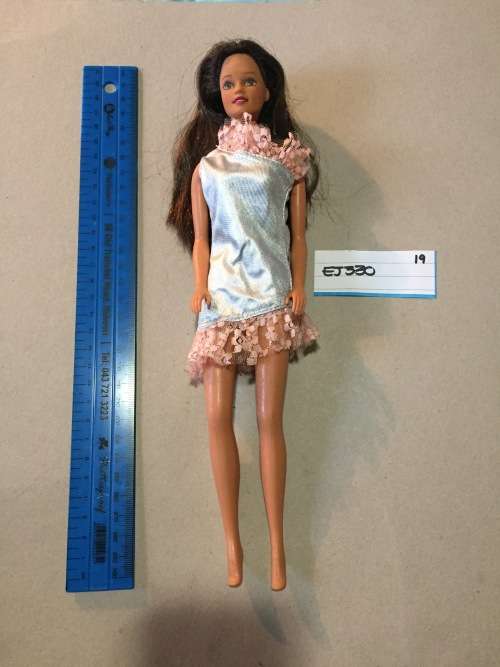 Barbie - Silver dress