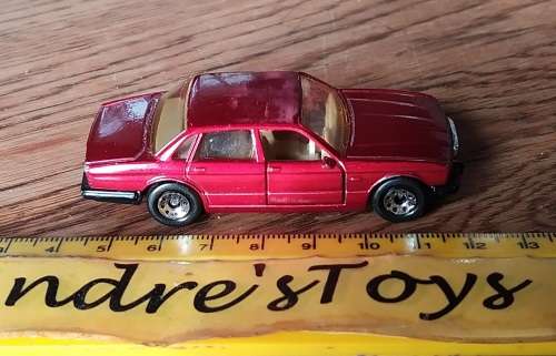 Matchbox ~Jaguar XJ6 ~ 1986 ~ Loose