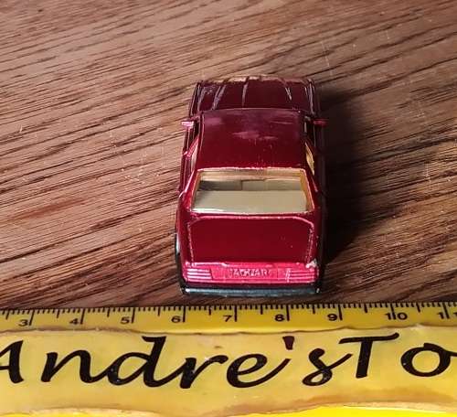 Matchbox ~Jaguar XJ6 ~ 1986 ~ Loose