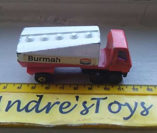 Matchbox  Superfast ~  No63 Freeway Gas Tanker ~ Loose