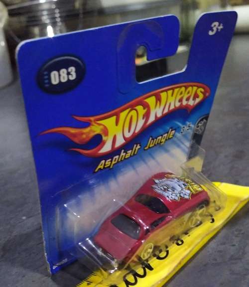 2004 Hotwheels ~ Asphalt Jungle ~ Mint on Short card