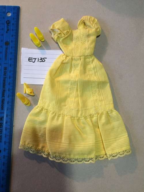 Barbie - Clothes Accessory - Yellow Dress