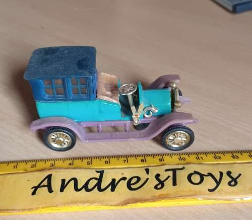 Old timer ~ Hard Plastic Models ~  Made in Hong Kong