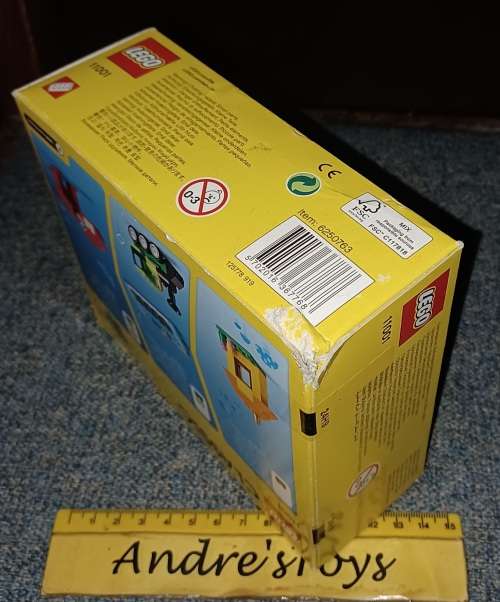 LEGO ~ Classic Bricks and Ideas (11001)