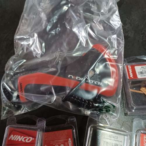 Ninco parts - a tub of goodies ~ wining bid  takes the lot.