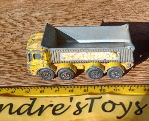 Lesney / Matchbox ~  1969 No 51 Ergomatic Cab 8 Wheel Tipper