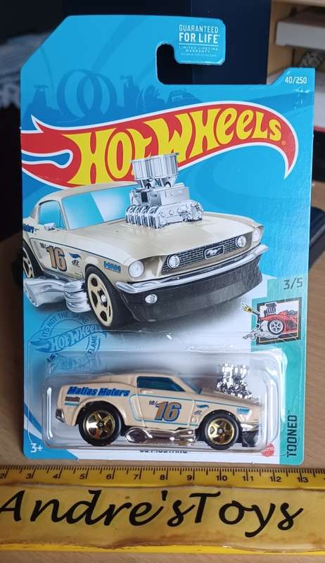 2020 HotWheels ~ No40/250 ~ 68 Mustang ~ on Long card