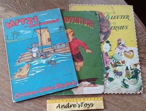 Children`s Color story books - Mitzi - Marooned / Bobby`s adventure / kleuter Versies
