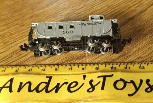MODEL POWER-RADIO EQUIPPED-CABOOSE #560-N SCALE
