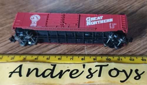 N Scale Atlas 2334 GN Great Northern Railway 50` Double Door Box Car #3529
